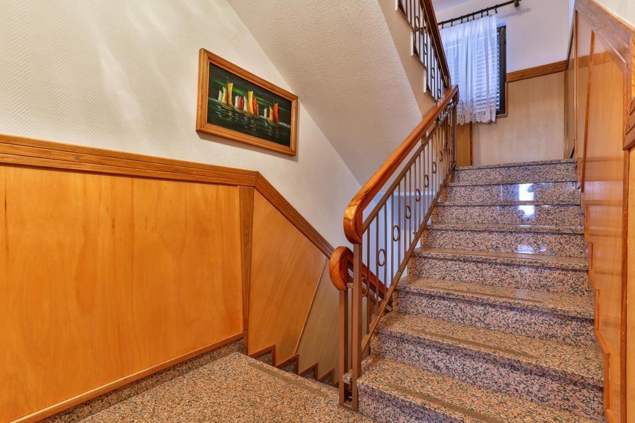 Villa Dvor Kornic Budva Exterior foto